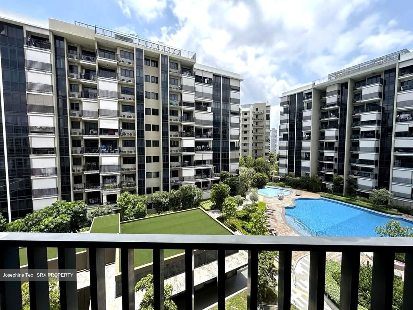Sengkang Grand Residences (D19), Apartment #558695421